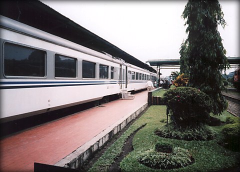 特急列車アルゴ・ゲデ(5)：私の好きなインドネシア