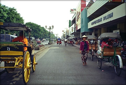 マリオボロ通り：私の好きなインドネシア
