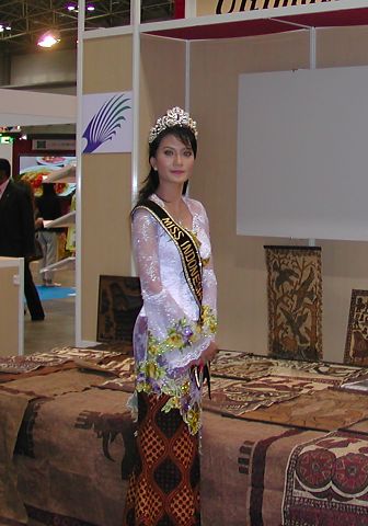 ミス・インドネシア2004：私の好きなインドネシア