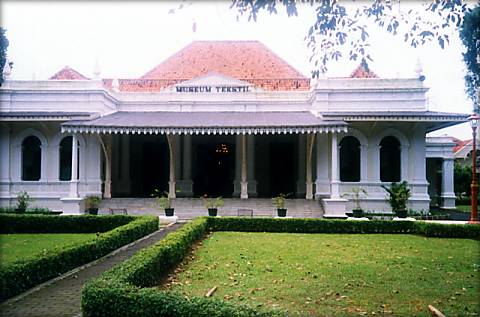 ジャカルタ織物博物館：私の好きなインドネシア