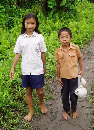 ニアス(Nias)島の子どもたち(3)：私の好きなインドネシア